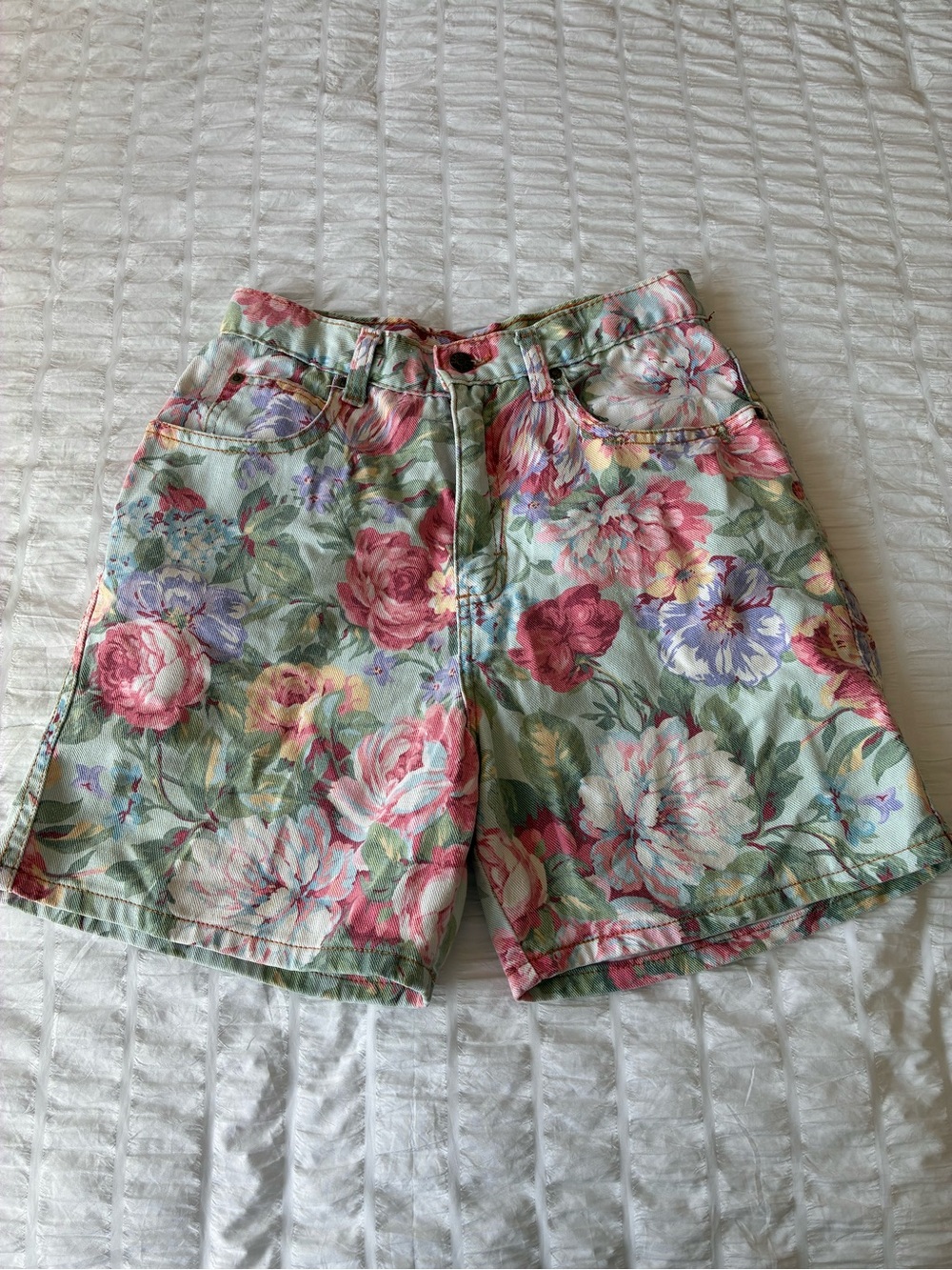 Vintage 90s Zena Floral Denim Shorts Made in USA Cottagecore